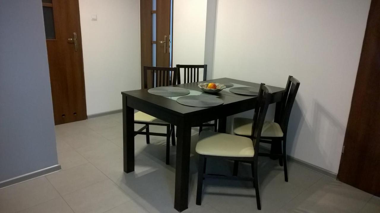 Ostoja Czersk Zamek Gora Kalwaria Appartement Buitenkant foto
