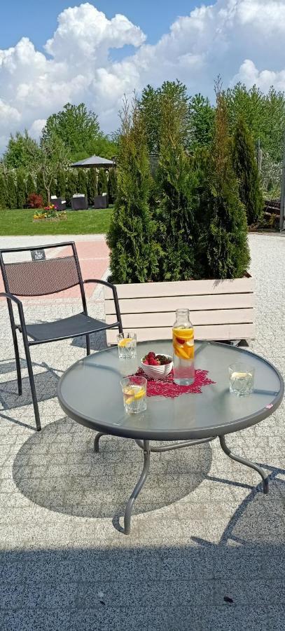 Ostoja Czersk Zamek Gora Kalwaria Appartement Buitenkant foto